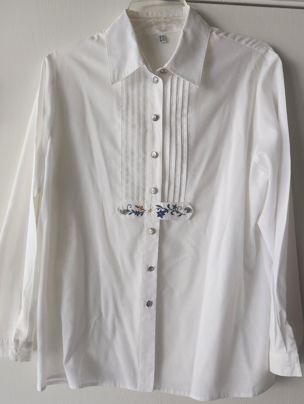 Trachten Austrian German Ladies Blouse Vintage Size EU 44, US Size Large EUC $30